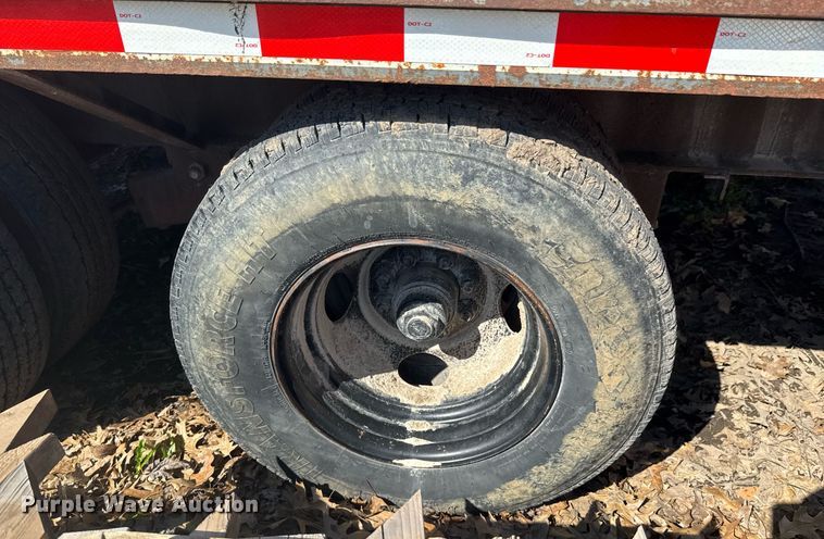 image for item DO0823 1988 Trailmann flatbed trailer