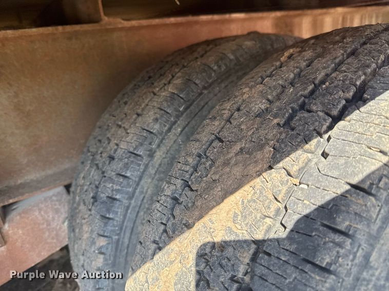 image for item DO0823 1988 Trailmann flatbed trailer