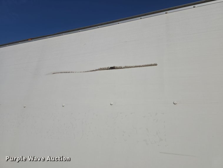 image for item DO7803 2005 GMC C7500 box truck