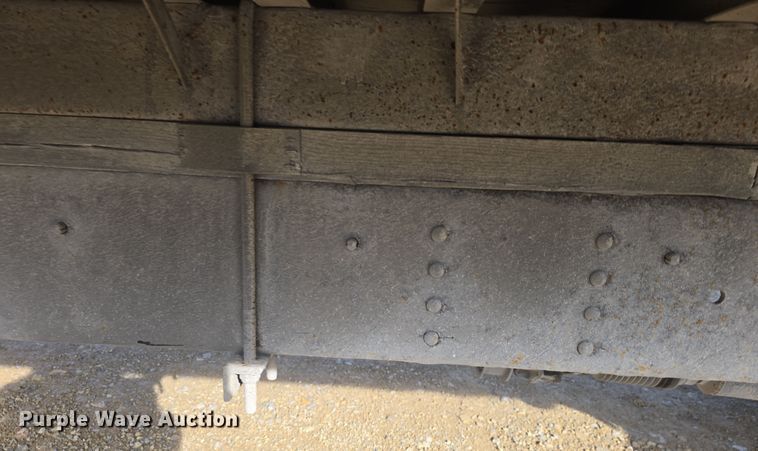 image for item DO7803 2005 GMC C7500 box truck