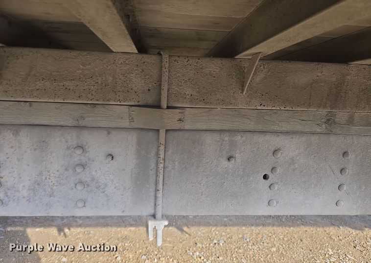 image for item DO7803 2005 GMC C7500 box truck