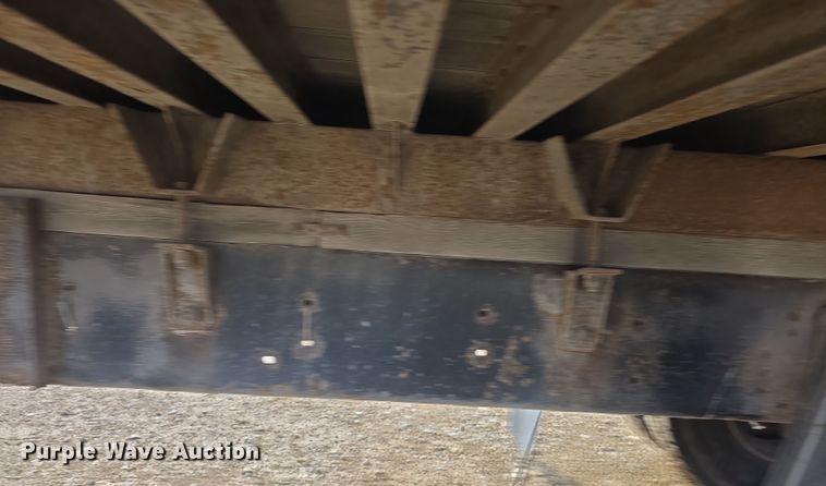 image for item DO7803 2005 GMC C7500 box truck