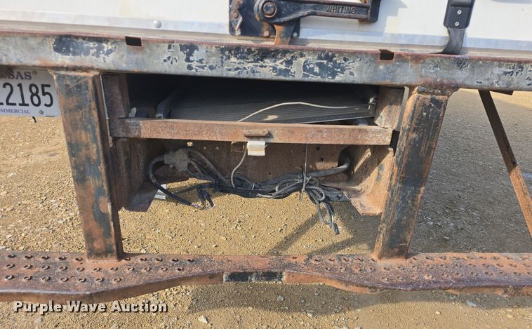 image for item DO7803 2005 GMC C7500 box truck