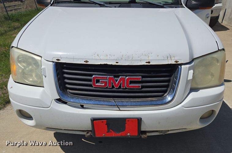 image for item DO7876 2004 GMC Envoy XUV SLT SUV