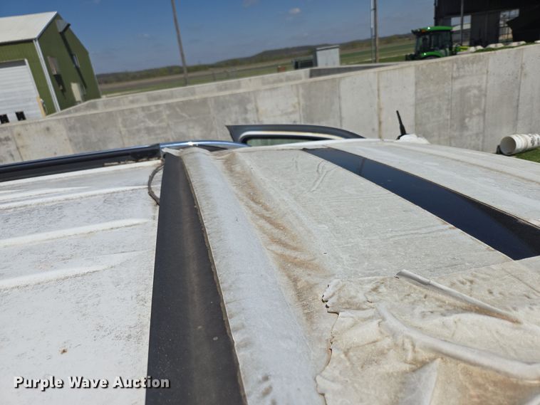 image for item DO7876 2004 GMC Envoy XUV SLT SUV