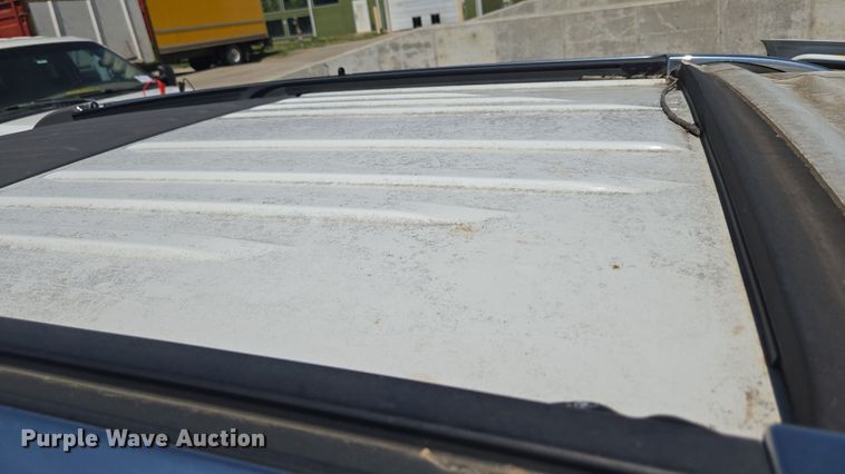 image for item DO7876 2004 GMC Envoy XUV SLT SUV