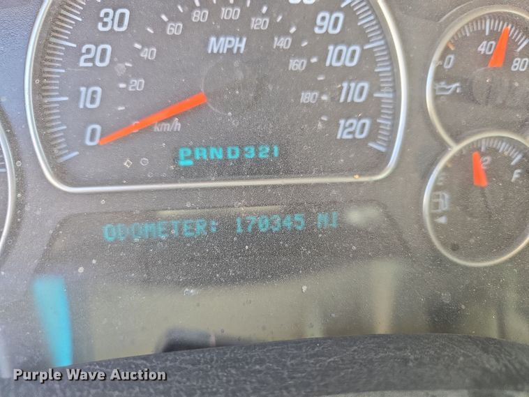 image for item DO7876 2004 GMC Envoy XUV SLT SUV