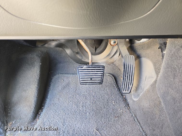 image for item DO7876 2004 GMC Envoy XUV SLT SUV