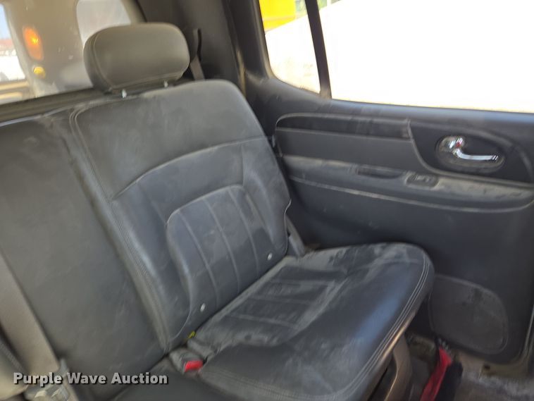 image for item DO7876 2004 GMC Envoy XUV SLT SUV