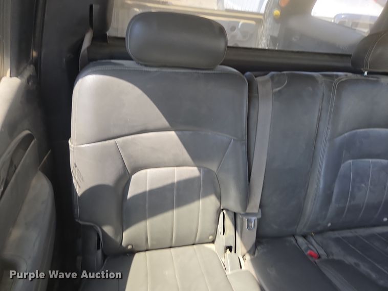 image for item DO7876 2004 GMC Envoy XUV SLT SUV