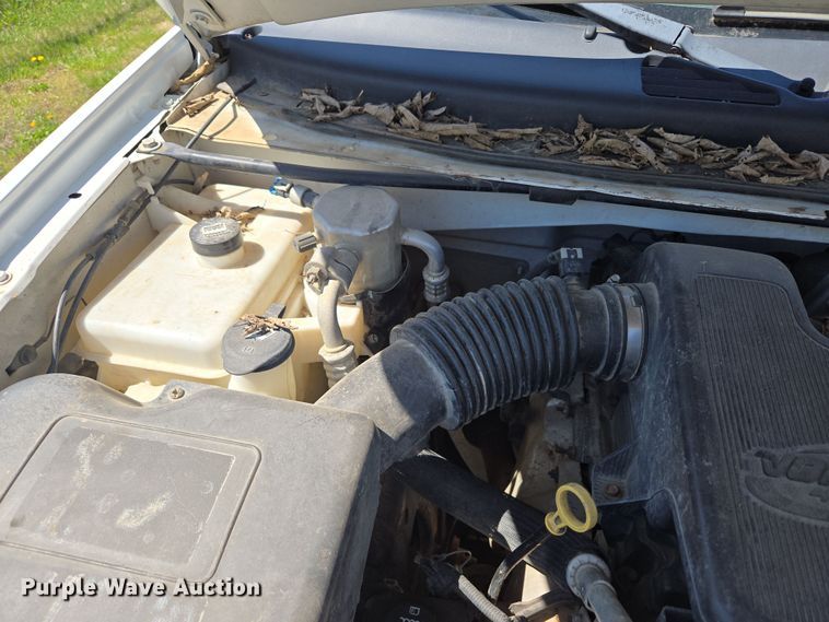 image for item DO7876 2004 GMC Envoy XUV SLT SUV