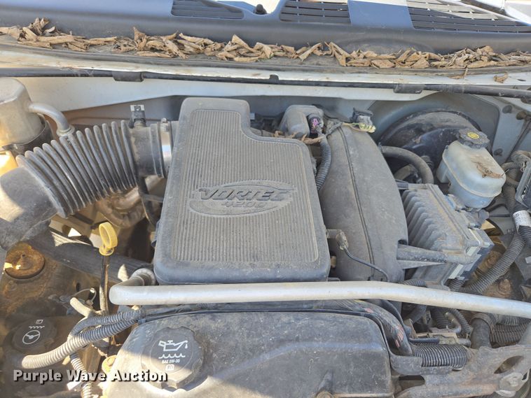 image for item DO7876 2004 GMC Envoy XUV SLT SUV