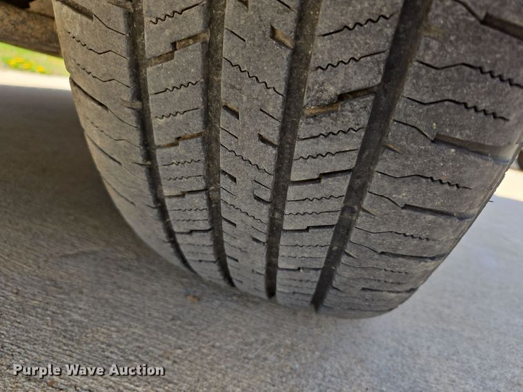 image for item DO7876 2004 GMC Envoy XUV SLT SUV