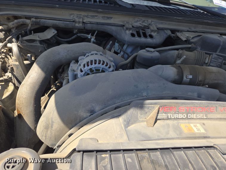 image for item DO7877 2006 Ford F350 Super Duty Crew Cab pickup truck