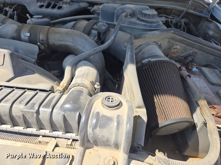 image for item DO7877 2006 Ford F350 Super Duty Crew Cab pickup truck