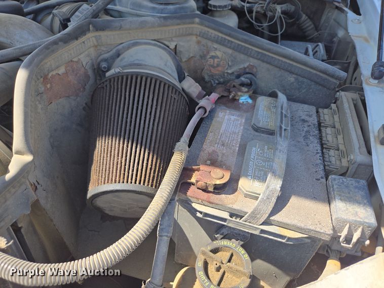 image for item DO7877 2006 Ford F350 Super Duty Crew Cab pickup truck