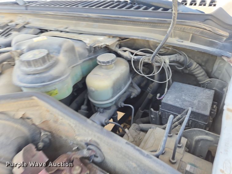 image for item DO7877 2006 Ford F350 Super Duty Crew Cab pickup truck