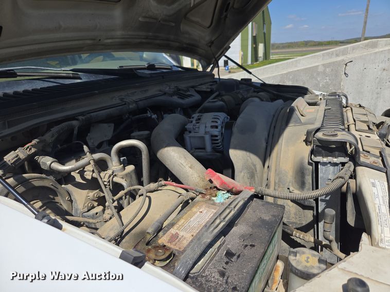 image for item DO7877 2006 Ford F350 Super Duty Crew Cab pickup truck