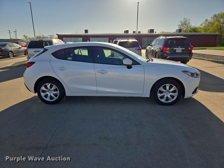 image for item DO7886 2015 Mazda Mazda 3 