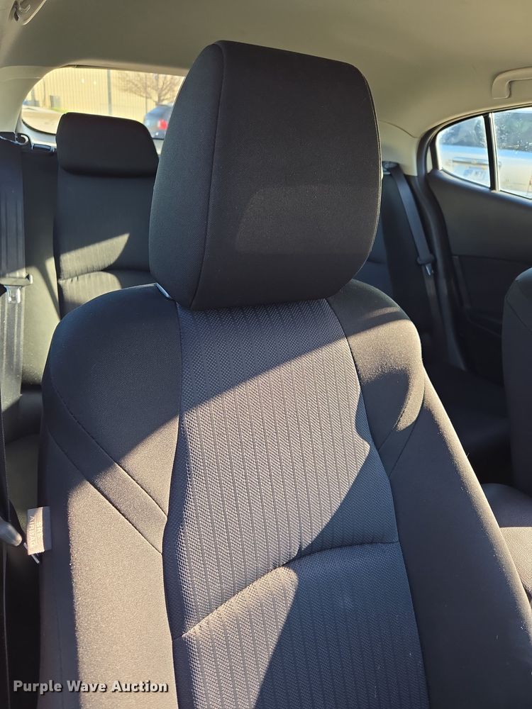 image for item DO7886 2015 Mazda Mazda 3 