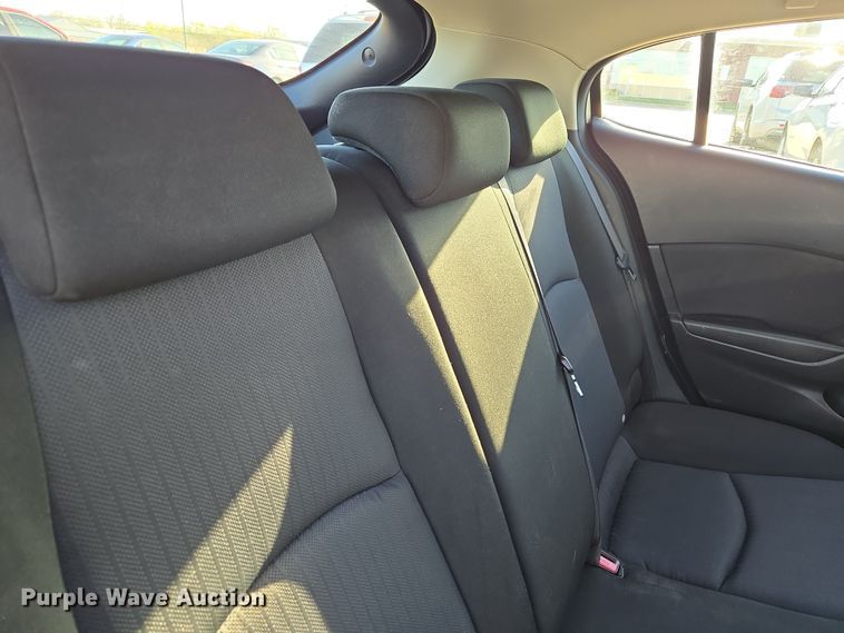 image for item DO7886 2015 Mazda Mazda 3 