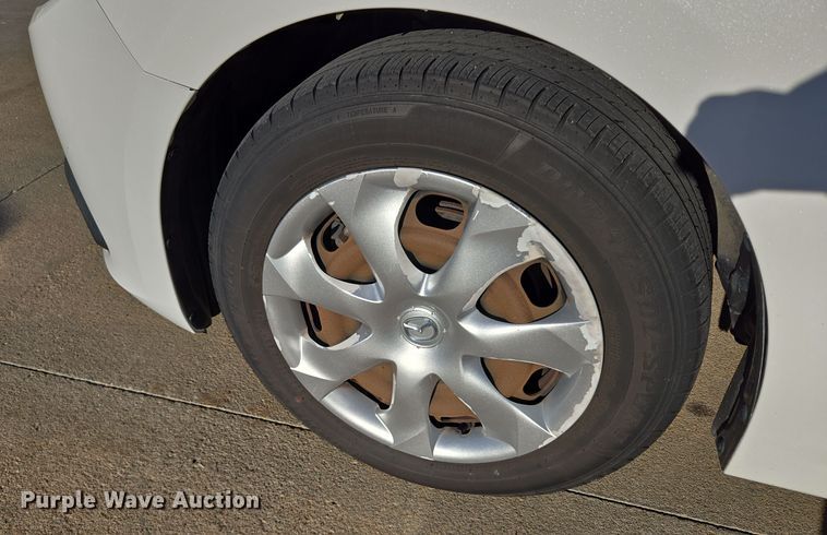 image for item DO7886 2015 Mazda Mazda 3 