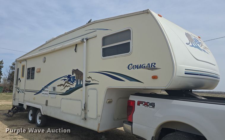 image for item DO7895 2001 Keystone Cougar camper