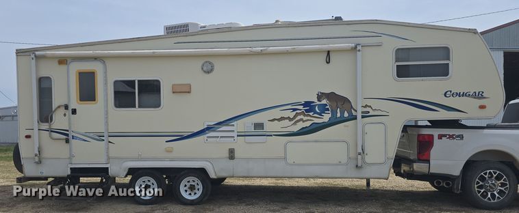 image for item DO7895 2001 Keystone Cougar camper