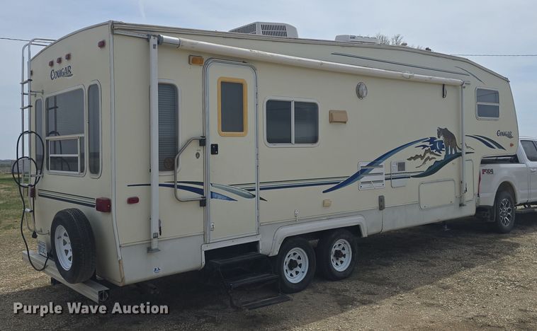 image for item DO7895 2001 Keystone Cougar camper