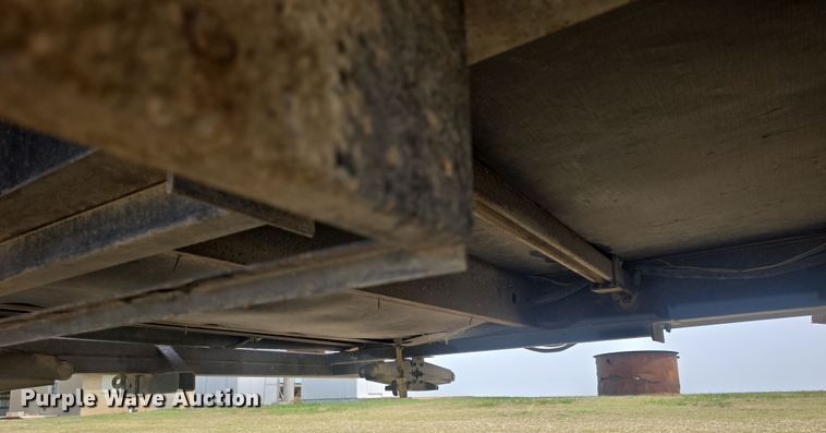 image for item DO7895 2001 Keystone Cougar camper