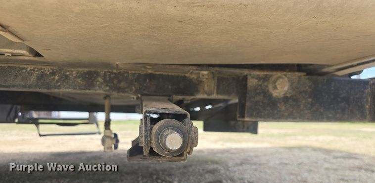 image for item DO7895 2001 Keystone Cougar camper