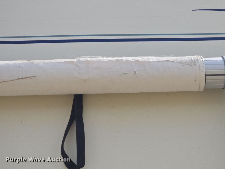 image for item DO7895 2001 Keystone Cougar camper