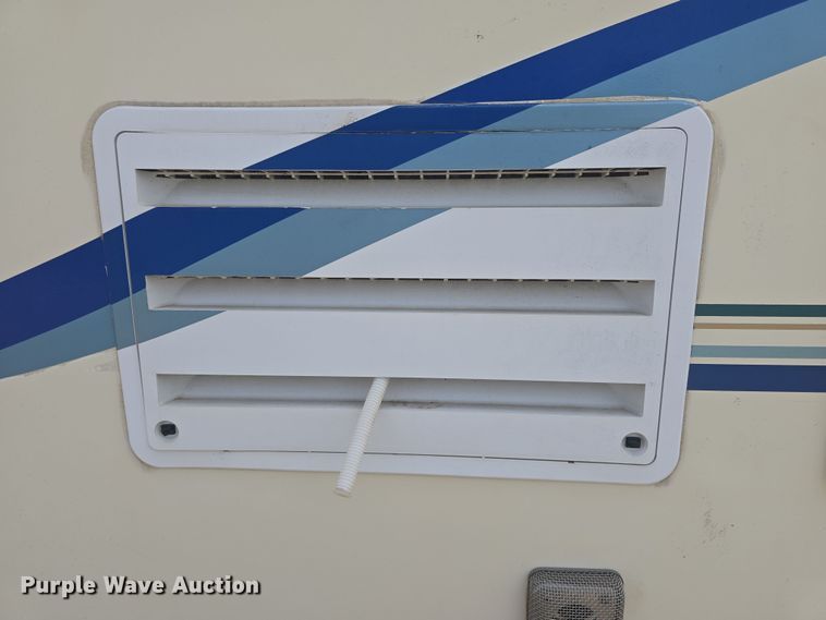 image for item DO7895 2001 Keystone Cougar camper