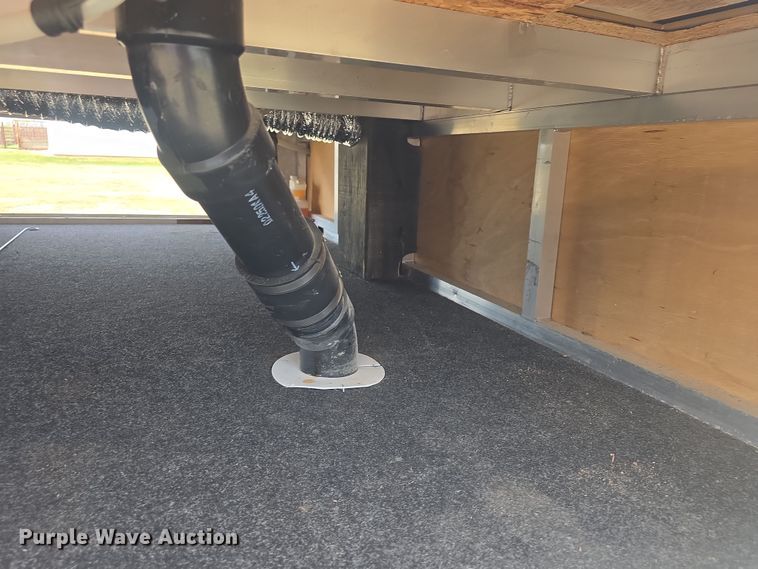 image for item DO7895 2001 Keystone Cougar camper