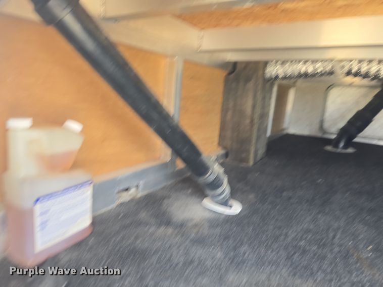 image for item DO7895 2001 Keystone Cougar camper