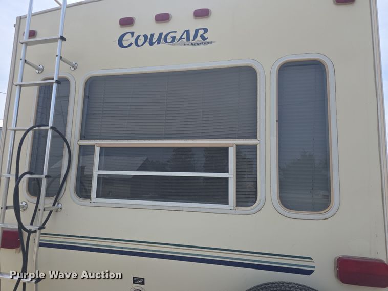 image for item DO7895 2001 Keystone Cougar camper