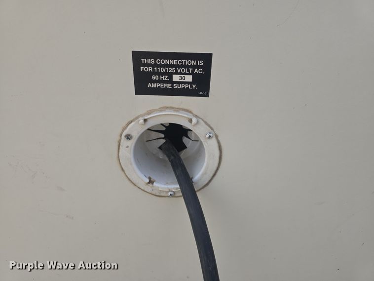 image for item DO7895 2001 Keystone Cougar camper