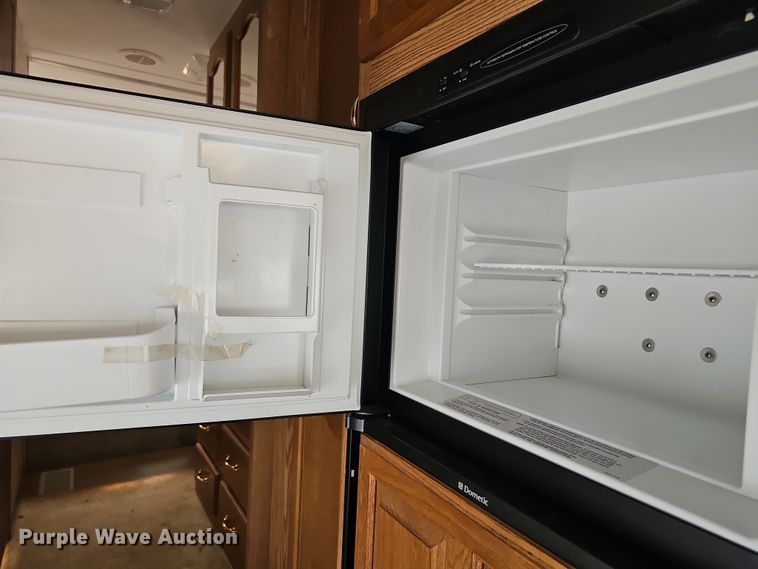 image for item DO7895 2001 Keystone Cougar camper