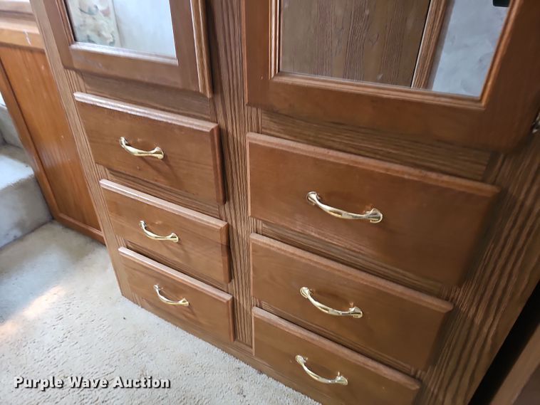 image for item DO7895 2001 Keystone Cougar camper