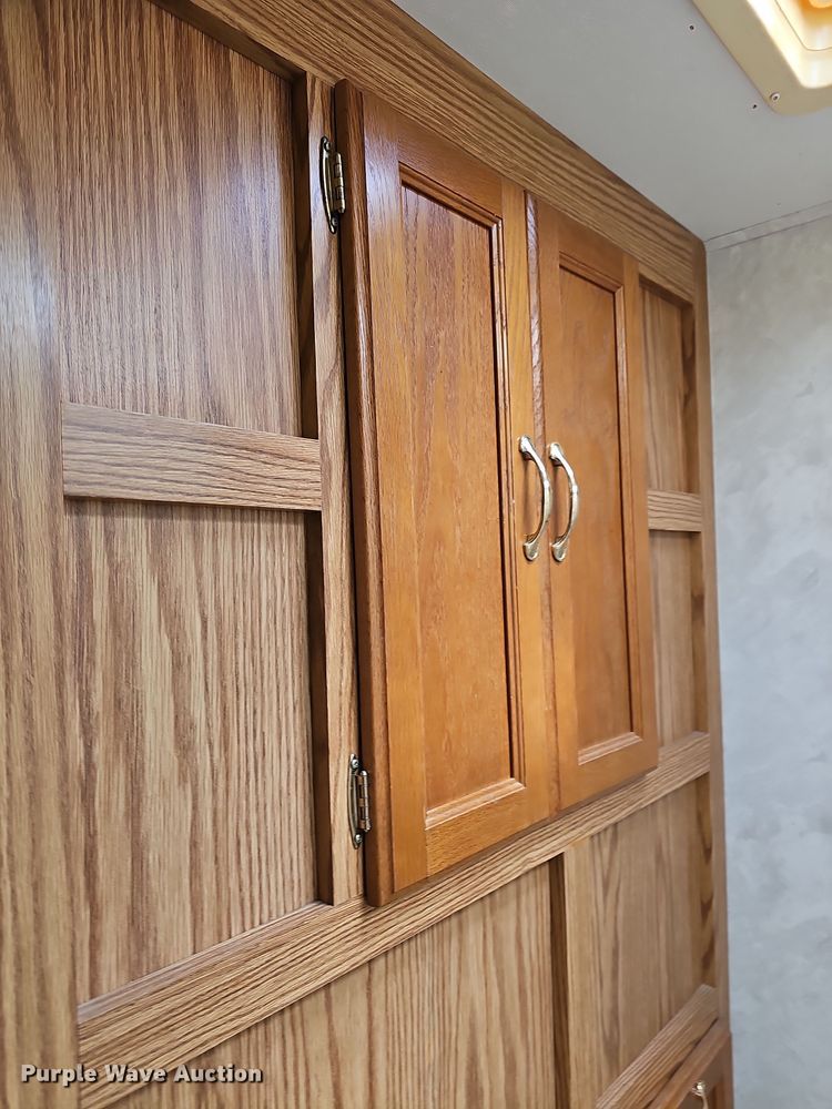 image for item DO7895 2001 Keystone Cougar camper