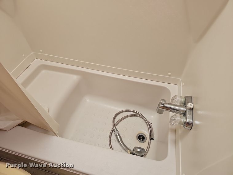 image for item DO7895 2001 Keystone Cougar camper