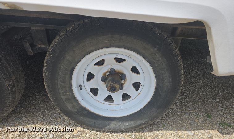 image for item DO7895 2001 Keystone Cougar camper