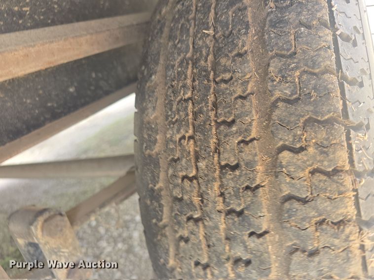 image for item DO7895 2001 Keystone Cougar camper