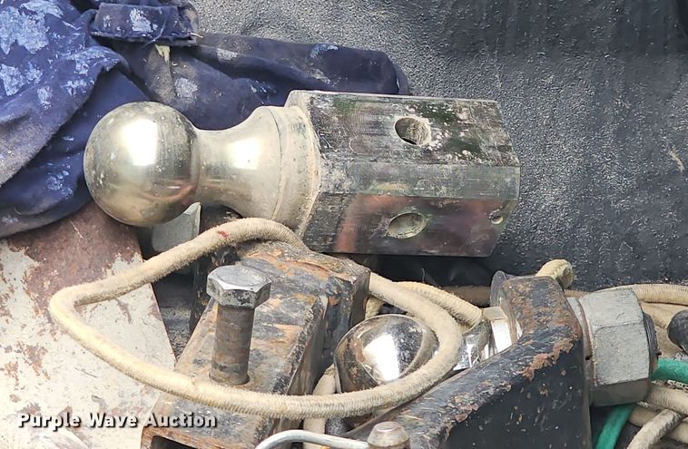 image for item DO7895 2001 Keystone Cougar camper