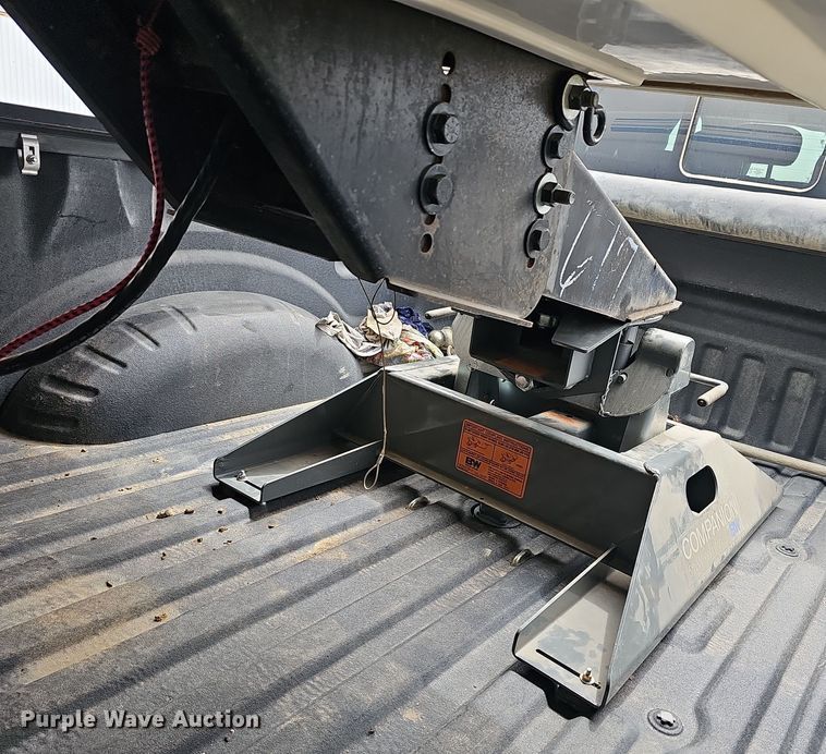 image for item DO7895 2001 Keystone Cougar camper