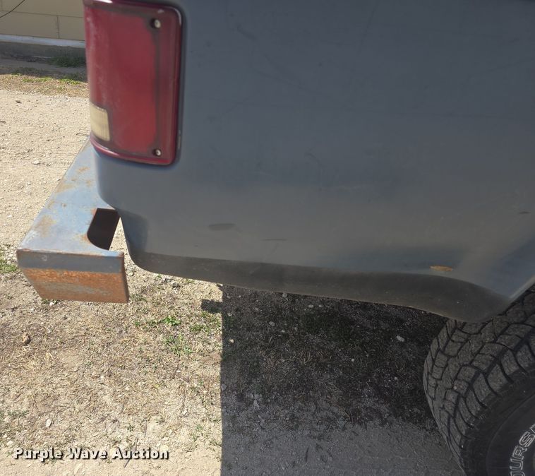 image for item DO7896 1976 Chevrolet  K10 pickup truck