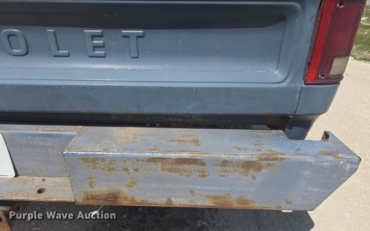 image for item DO7896 1976 Chevrolet  K10 pickup truck