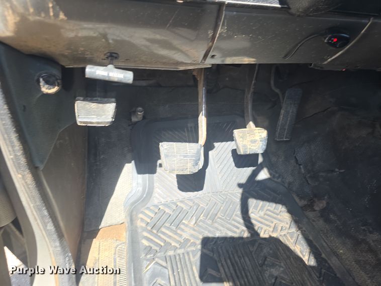 image for item DO7896 1976 Chevrolet  K10 pickup truck