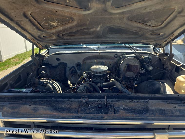 image for item DO7896 1976 Chevrolet  K10 pickup truck