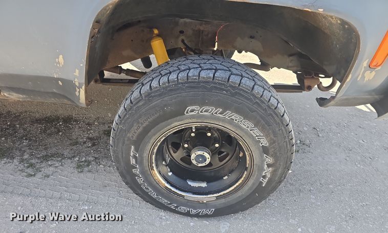 image for item DO7896 1976 Chevrolet  K10 pickup truck